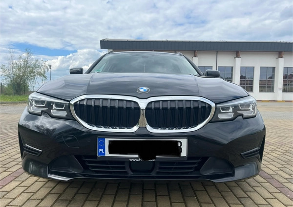 BMW Seria 3 cena 91800 przebieg: 168000, rok produkcji 2020 z Rzeszów małe 742